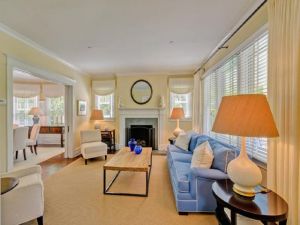 Brooke Shields 4.3 million Hamptons sitting room - Southampton house.jpg